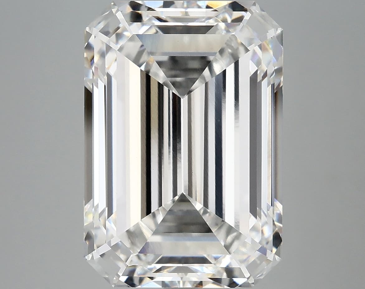 IGI | 8.2ct | Emerald | F | VVS2 | Ideal