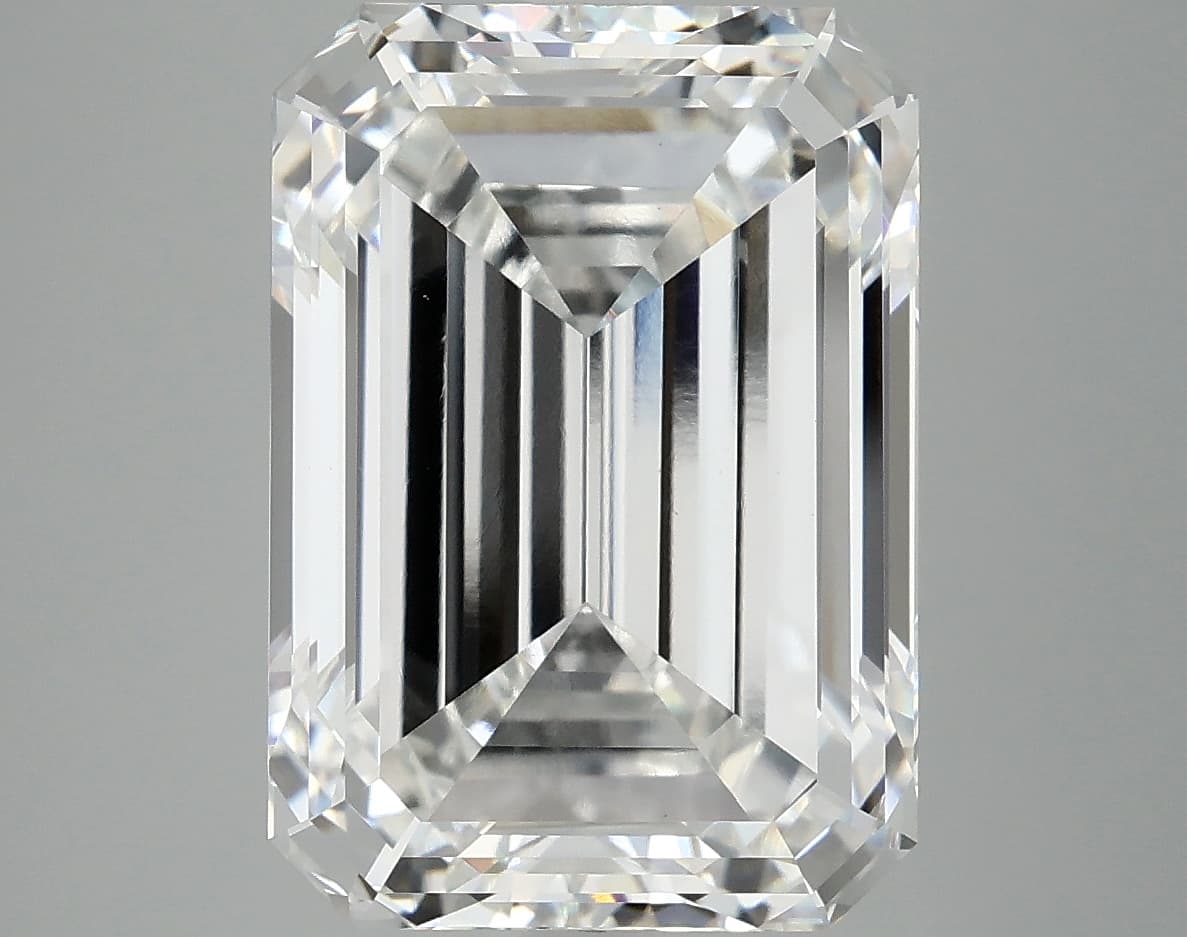 IGI | 8.2ct | Emerald | F | VVS2 | Ideal