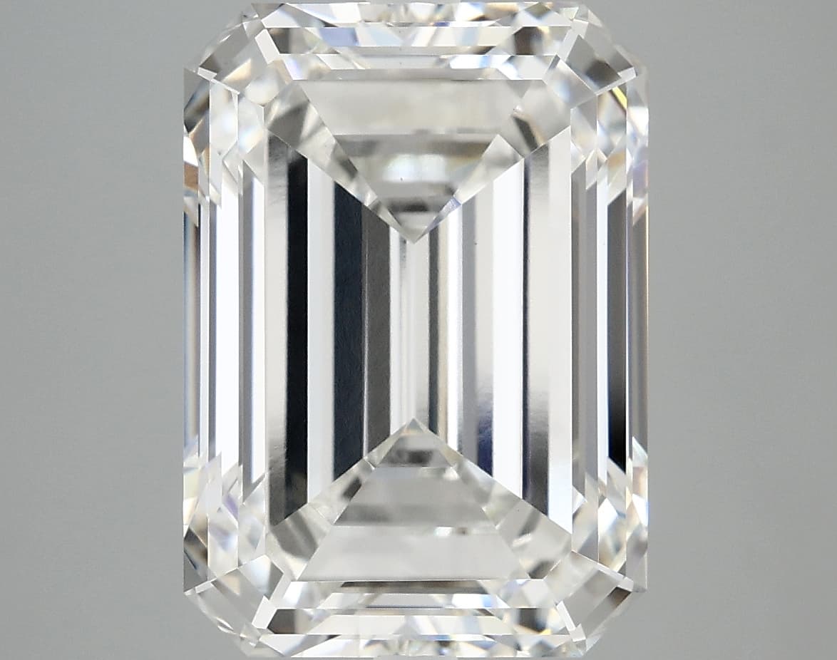 IGI | 8.22ct | Emerald | F | VS1 | Ideal