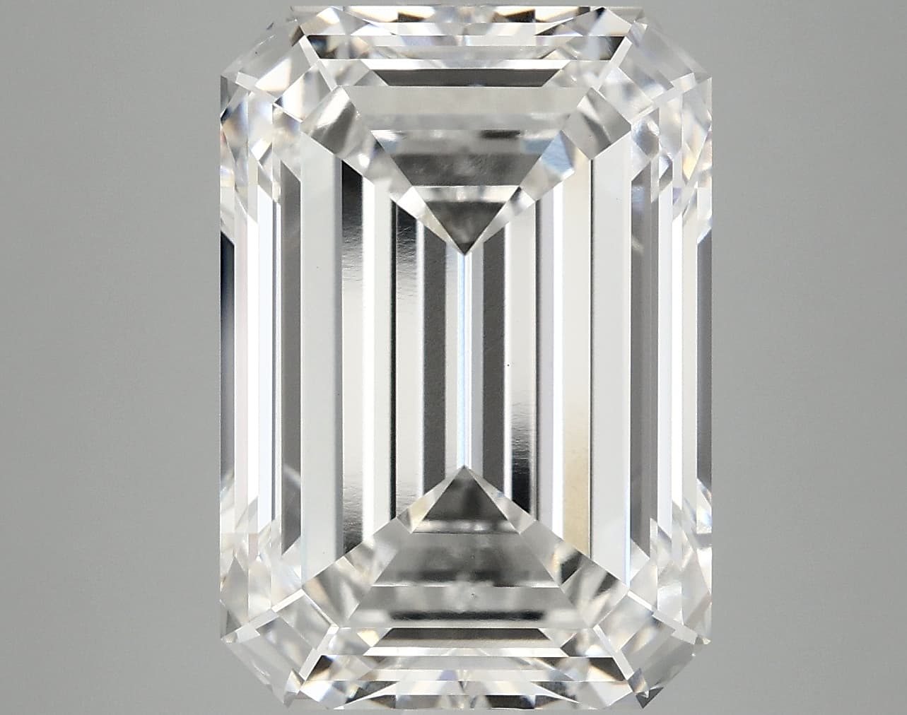 IGI | 8.51ct | Emerald | F | VVS2 | Ideal