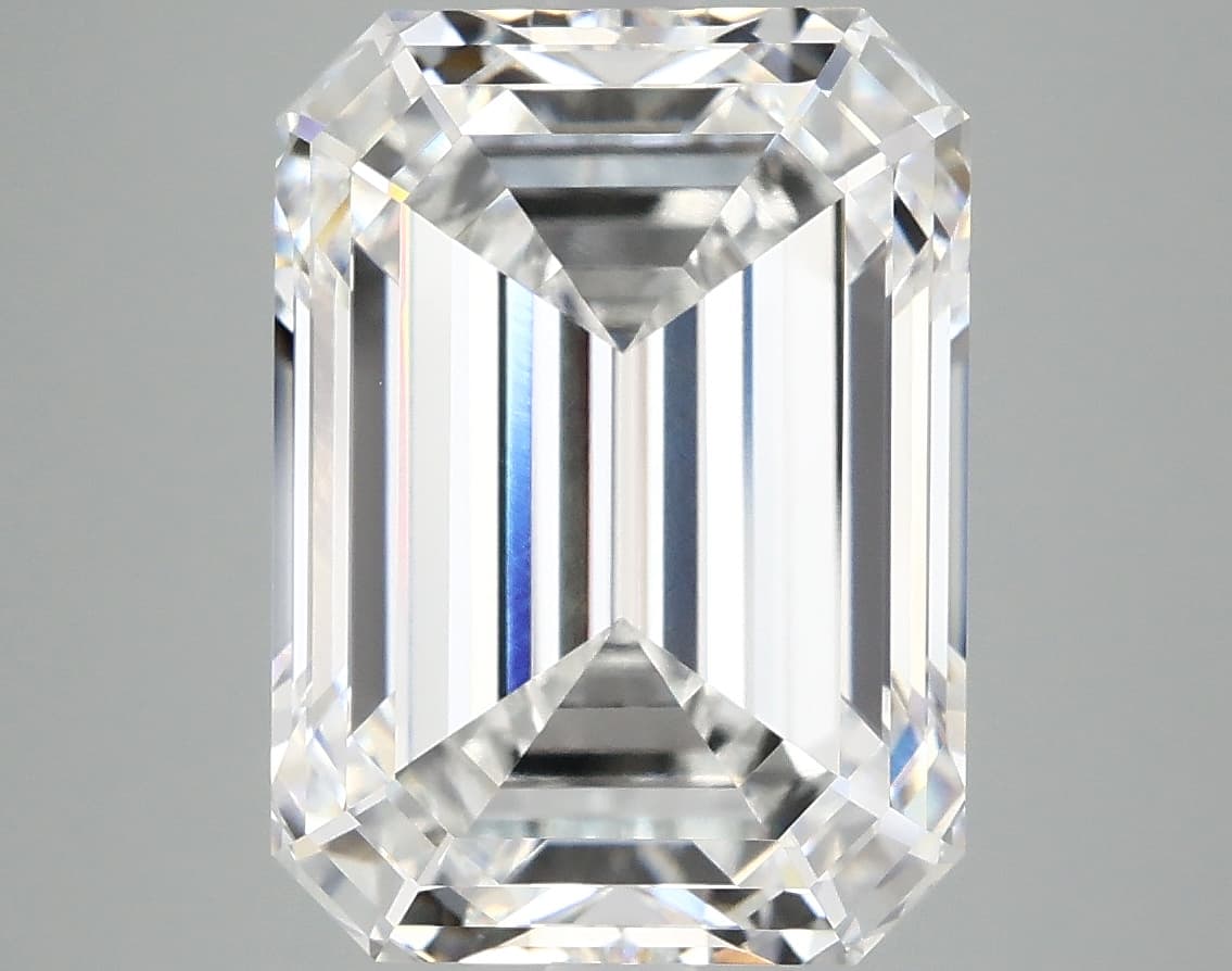 IGI | 8.1ct | Emerald | E | VVS2 | Ideal