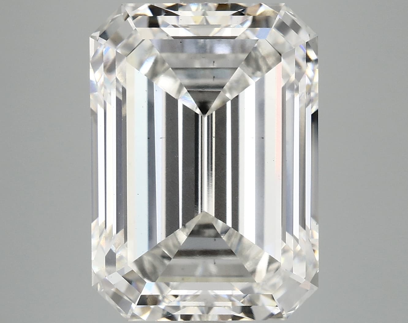 IGI | 10.88ct | Emerald | F | VS2 | Ideal