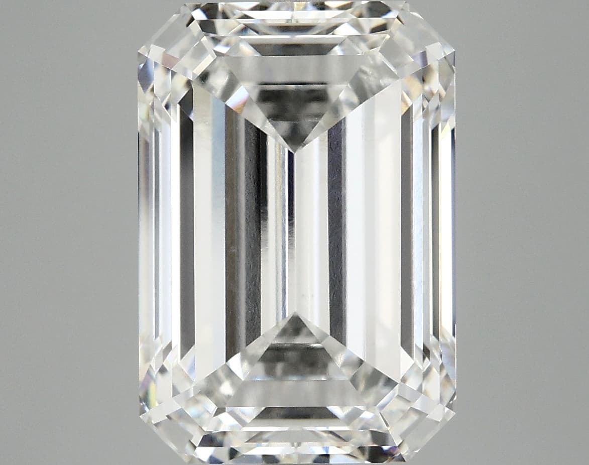 IGI | 8.2ct | Emerald | F | VS1 | Ideal