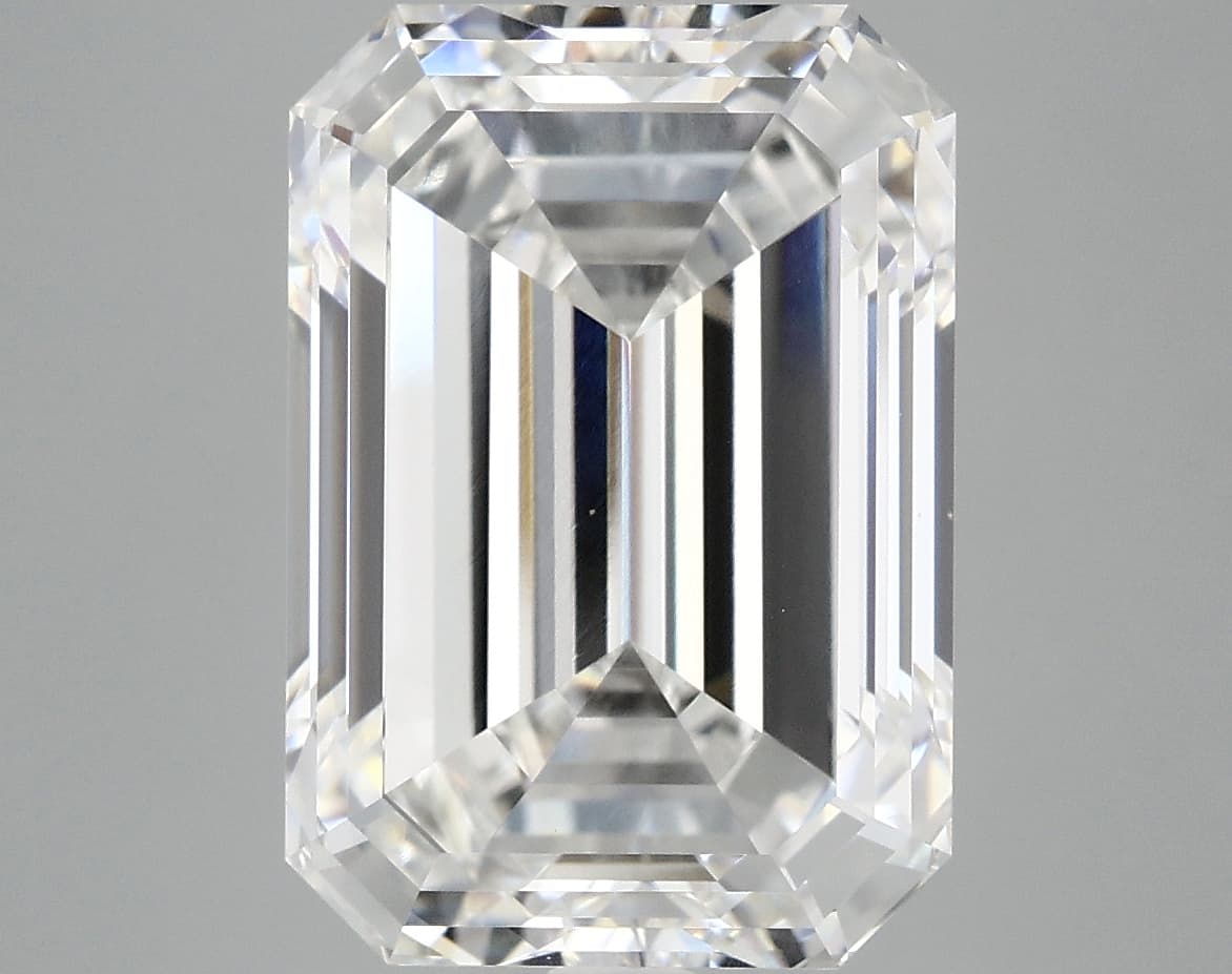 IGI | 8.1ct | Emerald | E | VVS2 | Ideal