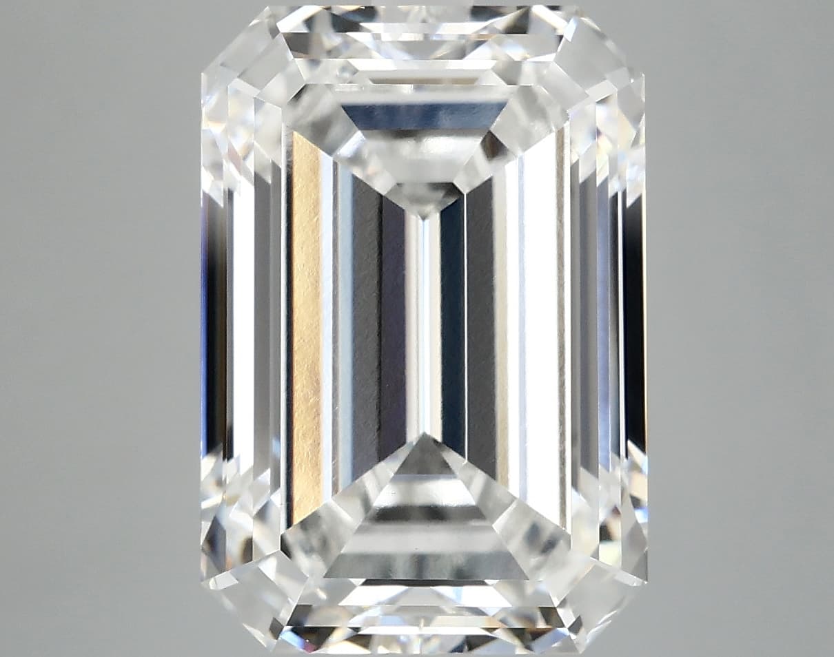 IGI | 8.2ct | Emerald | F | VVS2 | Ideal