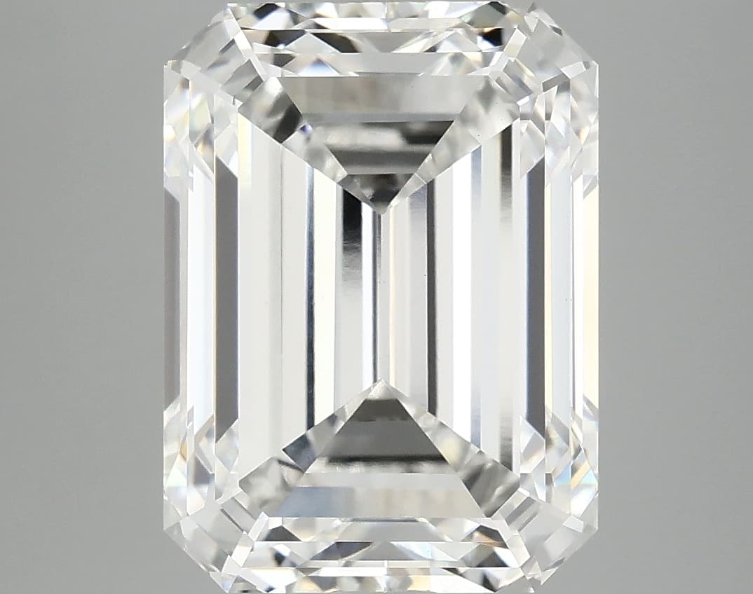 IGI | 7.23ct | Emerald | E | VVS2 | Excellent