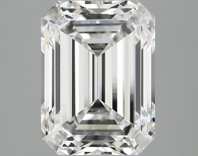 IGI | 2.9ct | Emerald | E | VS1 | Excellent