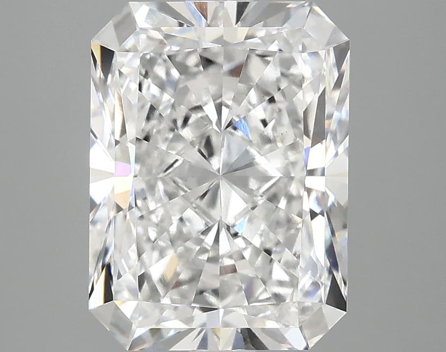 IGI | 3.9ct | Radiant | E | VS1 | Excellent