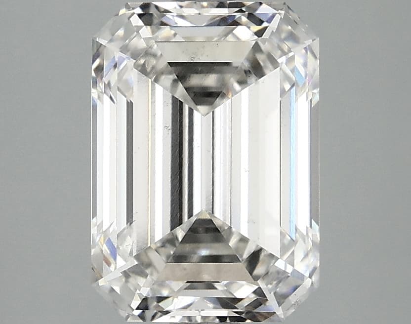 3.05ct | Emerald | G | VS2 | Very Good