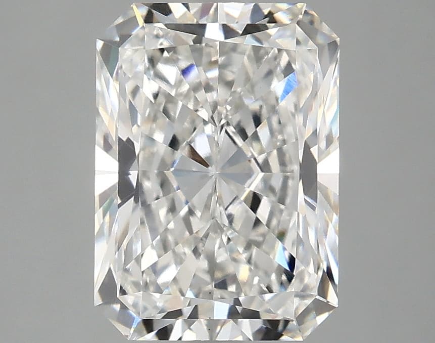 IGI | 2.9ct | Radiant | E | VS1 | Excellent