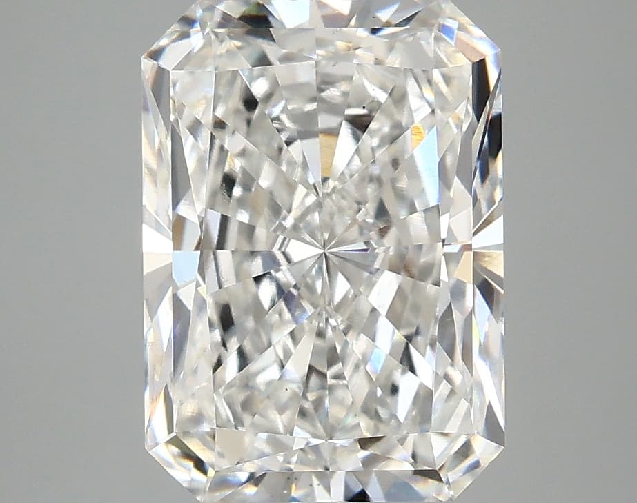 IGI | 3.8ct | Radiant | E | VS2 | Ideal