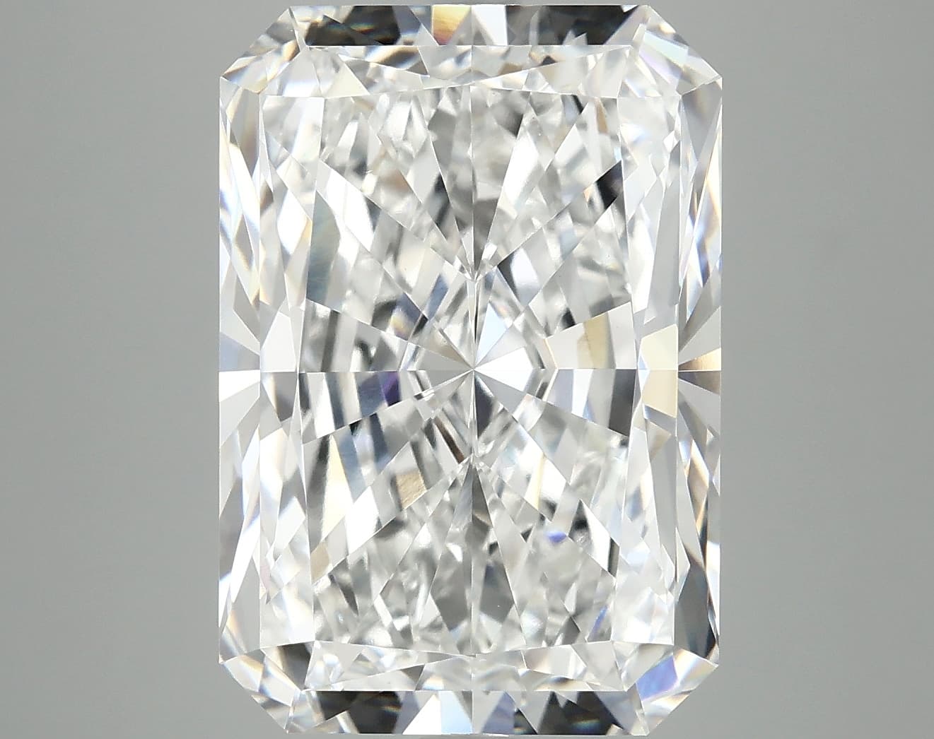 9.79ct | Radiant | E | VVS2 | Very Good