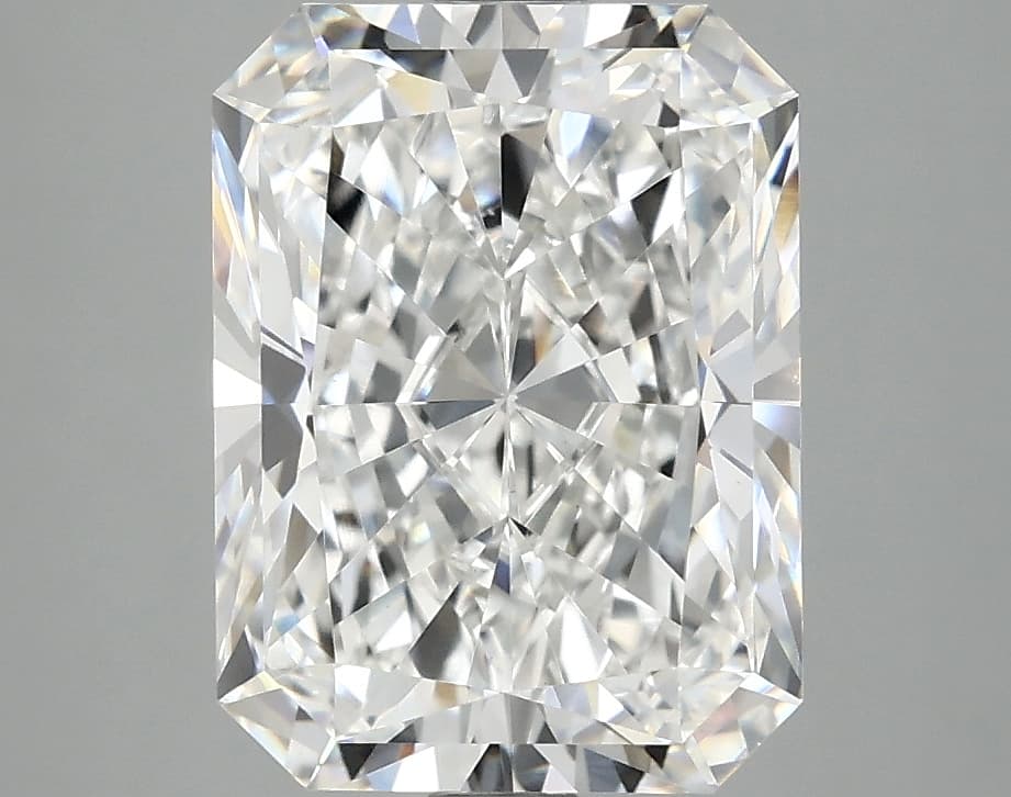 IGI | 3.9ct | Radiant | E | VVS2 | Excellent