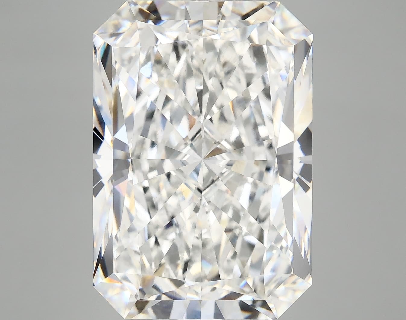 10.62ct | Radiant | E | VVS2 | Very Good