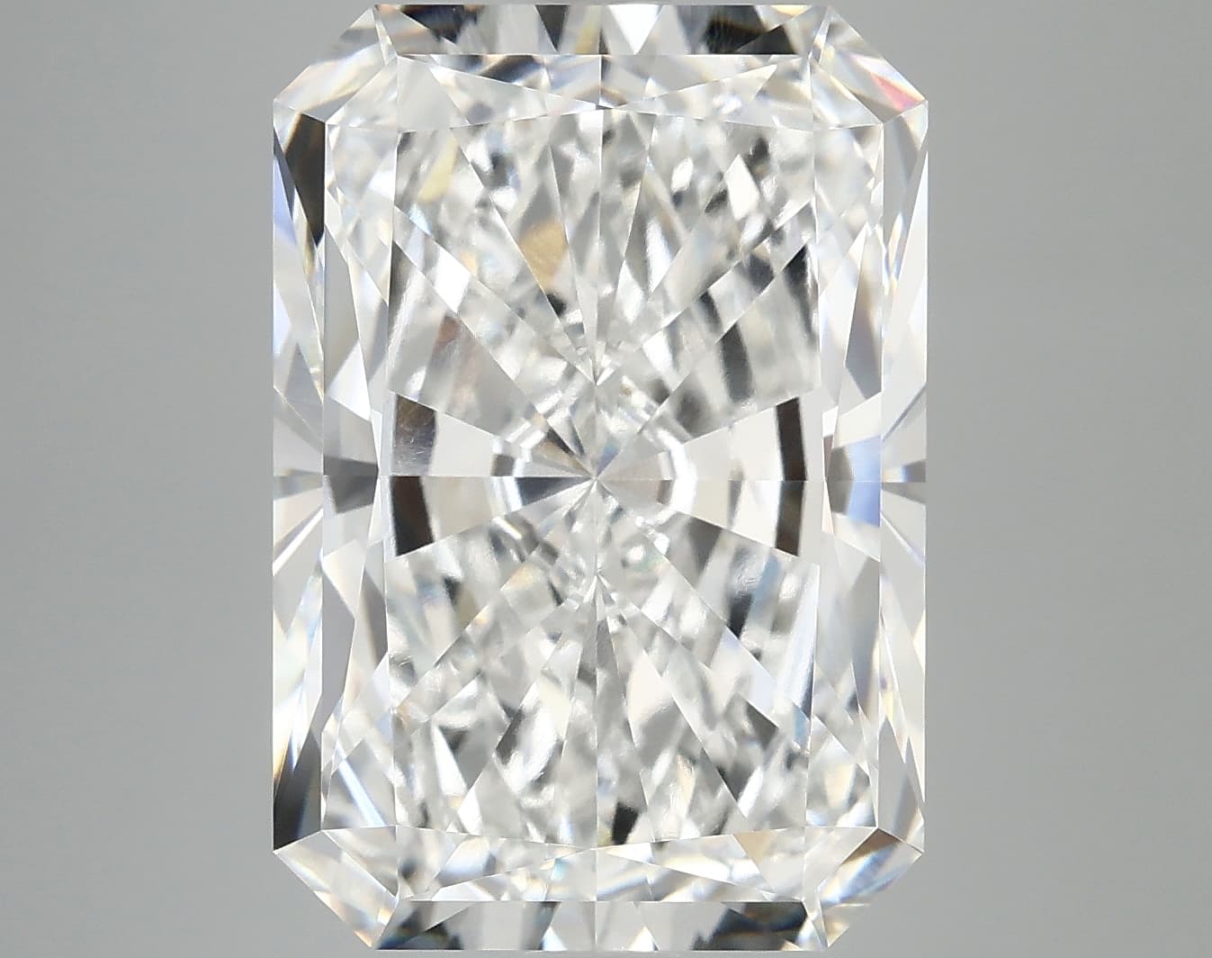 10.69ct | Radiant | E | VVS2 | Very Good