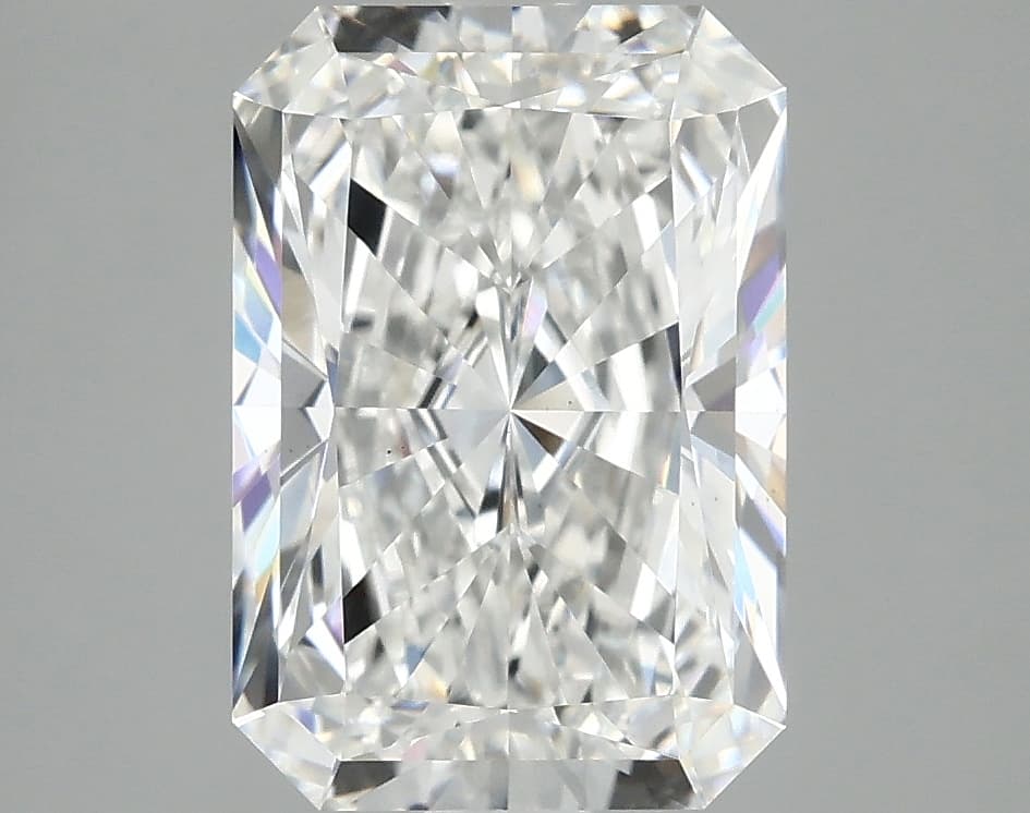 3.65ct | Radiant | E | VS2 | Very Good