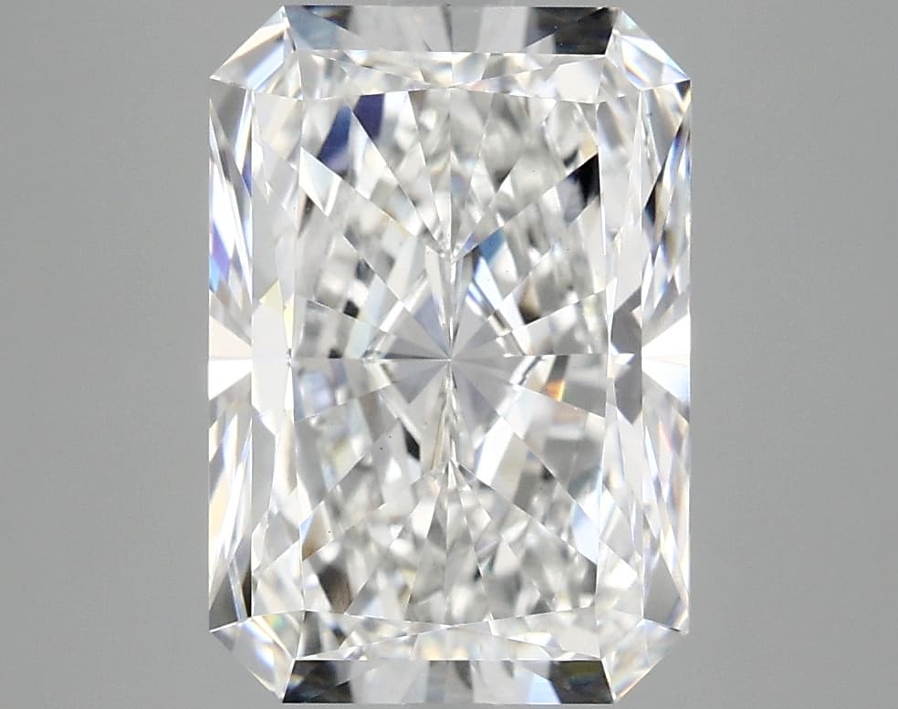 IGI | 3.9ct | Radiant | E | VS1 | Very Good