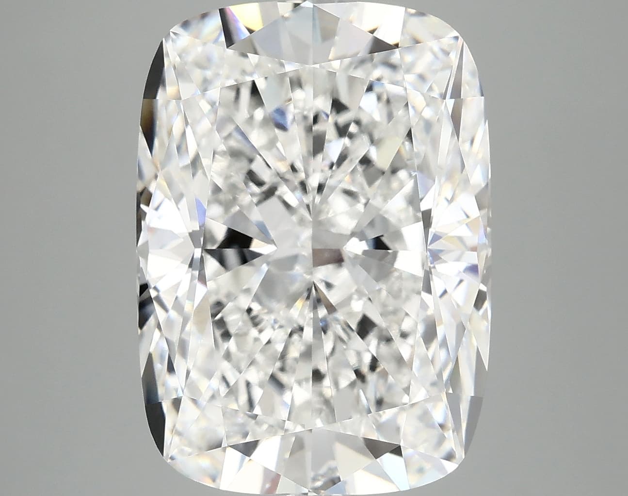 9.18ct | Cushion | E | VVS2 | Very Good