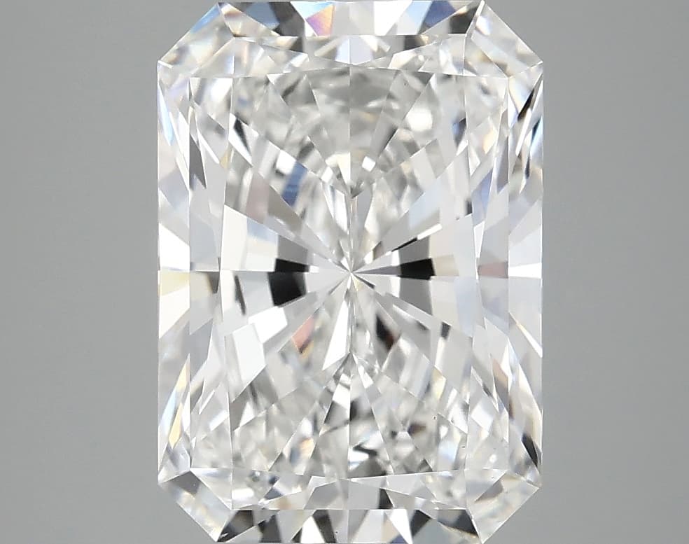 IGI | 3.9ct | Radiant | E | VS1 | Very Good