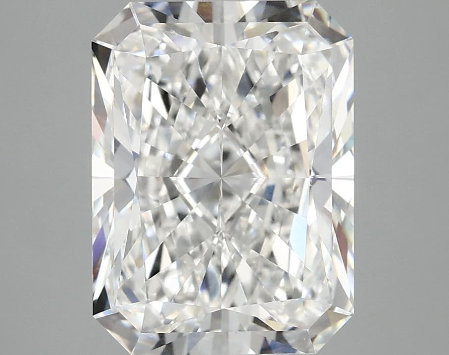 3.86ct | Radiant | F | VVS2 | Excellent