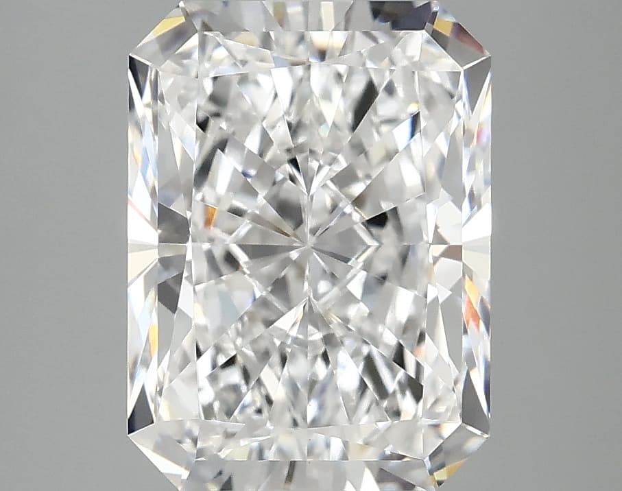 3.86ct | Radiant | E | VVS2 | Excellent