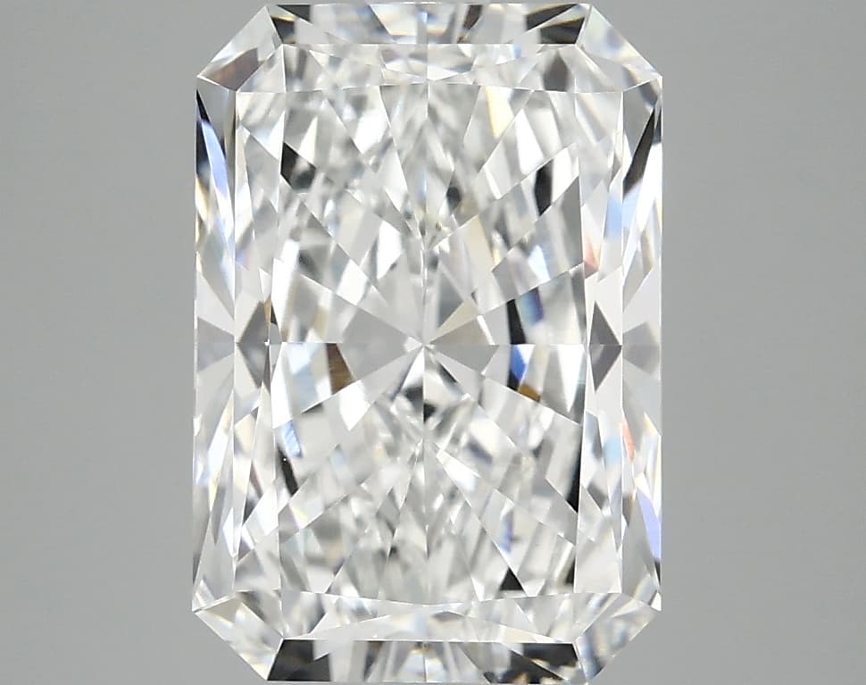 3.86ct | Radiant | E | VVS2 | Ideal