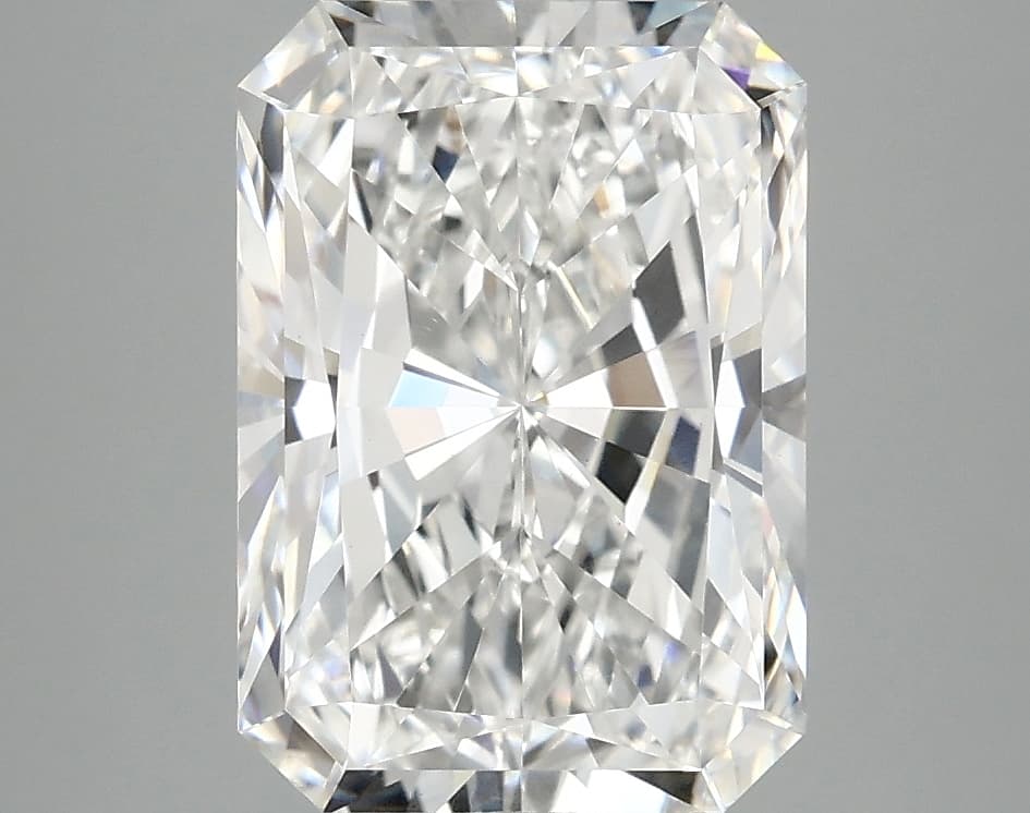 3.96ct | Radiant | E | VS1 | Very Good