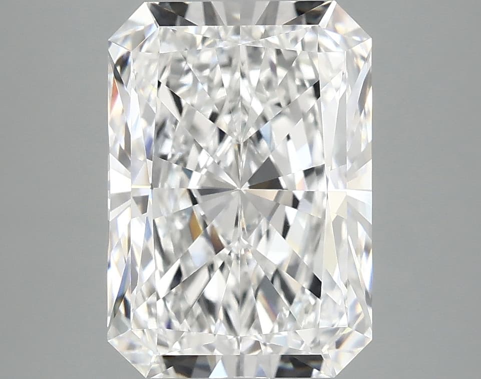 3.65ct | Radiant | E | VVS2 | Ideal