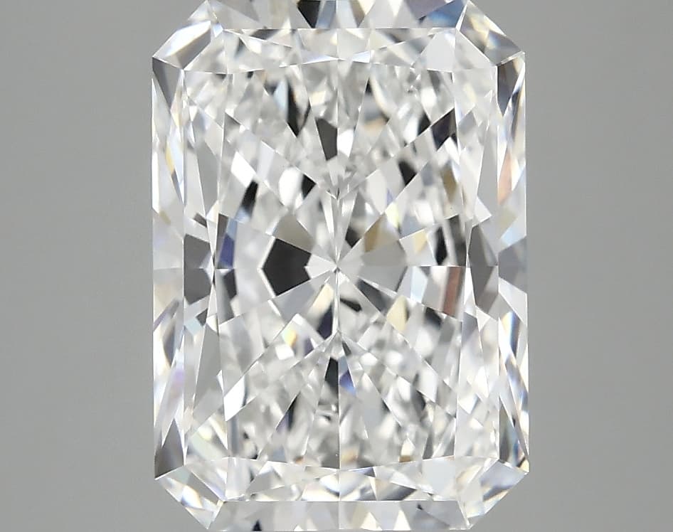 3.76ct | Radiant | D | VVS2 | Very Good