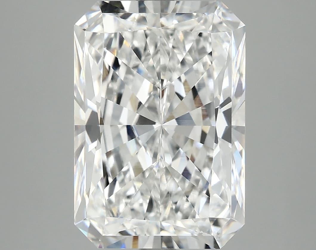 4.97ct | Radiant | E | VVS2 | Very Good