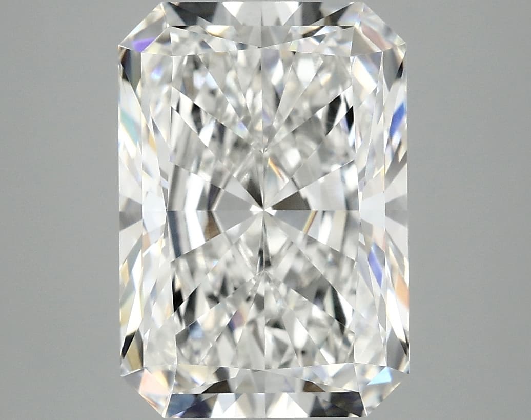 4.99ct | Radiant | E | VVS2 | Very Good