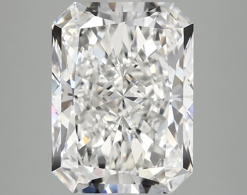 4.99ct | Radiant | E | VVS2 | Very Good
