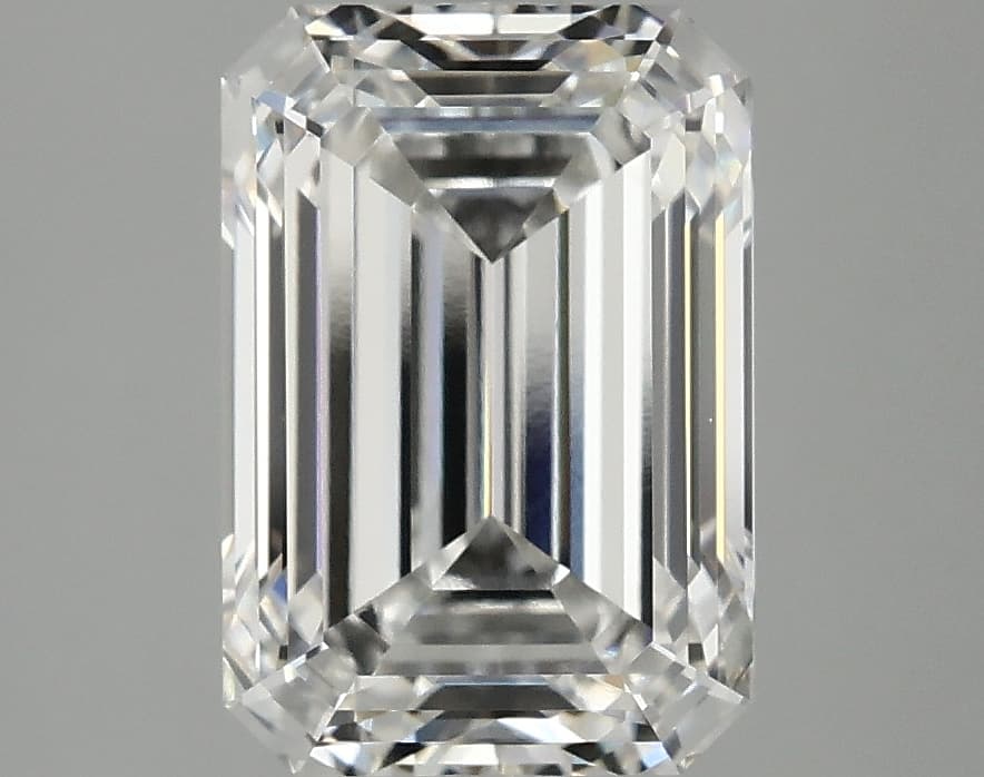 3.36ct | Emerald | E | VVS2 | Very Good