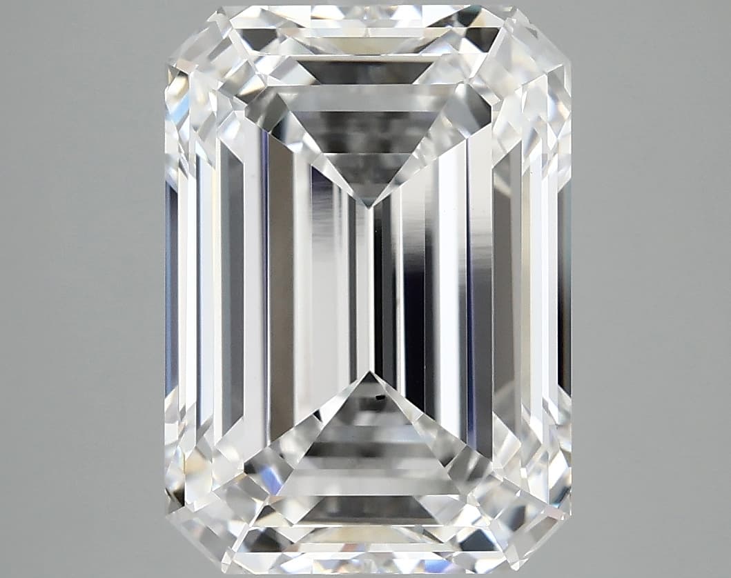 IGI | 6.1ct | Emerald | E | VS2 | Ideal