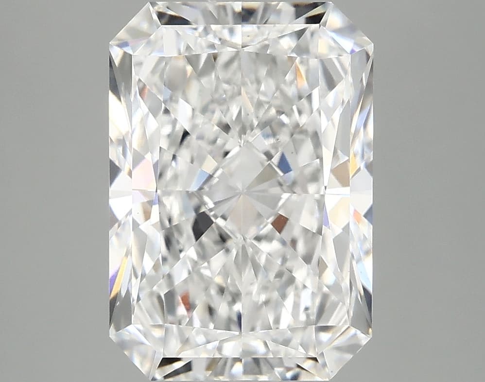 IGI | 3.8ct | Radiant | E | VS1 | Ideal