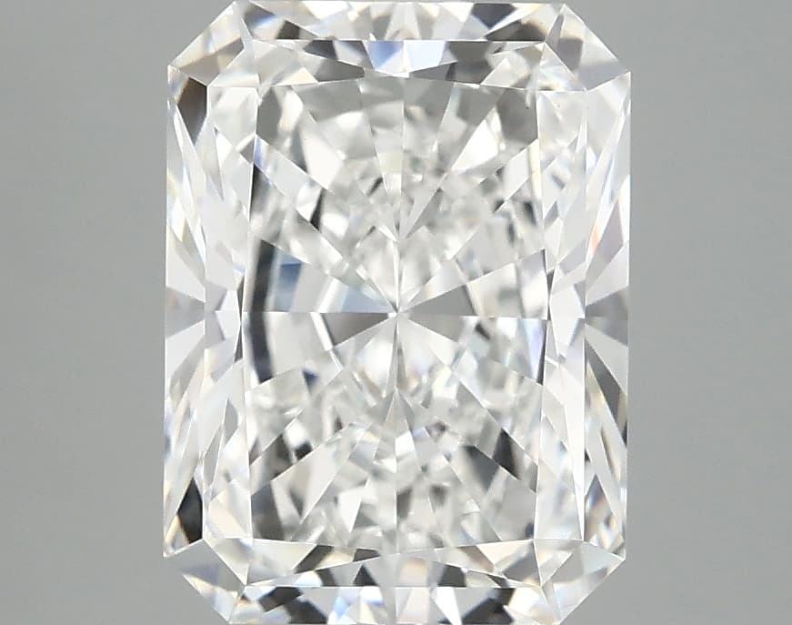 IGI | 3.47ct | Radiant | E | VVS2 | Very Good