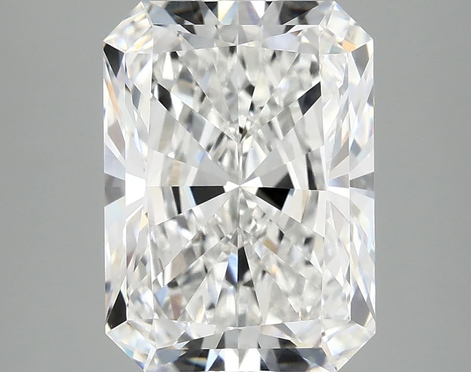 IGI | 4.3ct | Radiant | E | VVS2 | Very Good