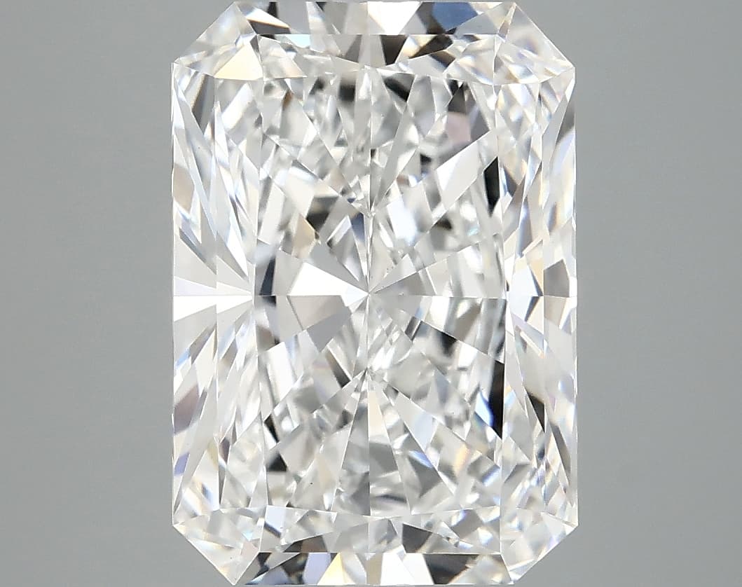 IGI | 4.91ct | Radiant | E | VVS2 | Very Good