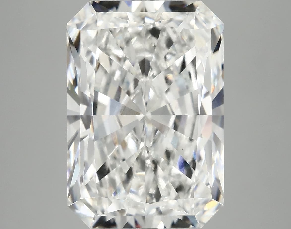 IGI | 7.26ct | Radiant | E | VVS2 | Very Good
