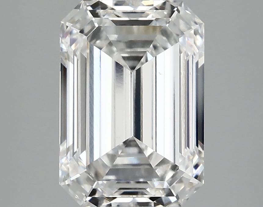 IGI | 3.19ct | Emerald | E | VS1 | Very Good