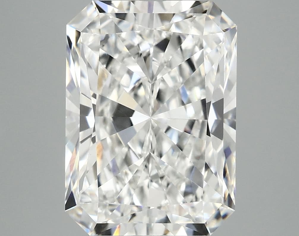 IGI | 4.6ct | Radiant | E | VVS2 | Very Good