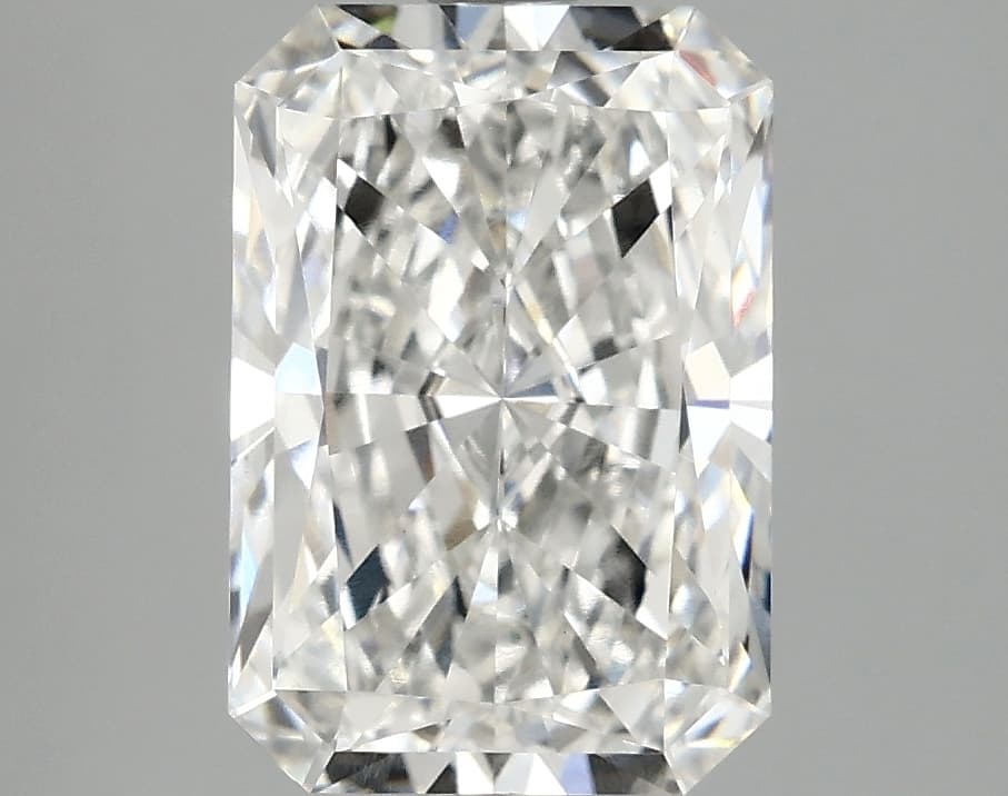 IGI | 3.15ct | Radiant | E | VVS2 | Very Good