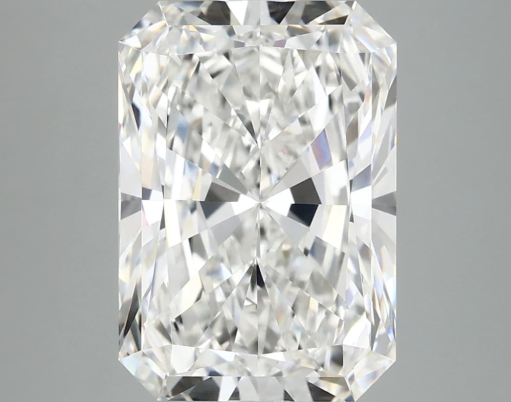 IGI | 4.92ct | Radiant | E | VVS2 | Very Good