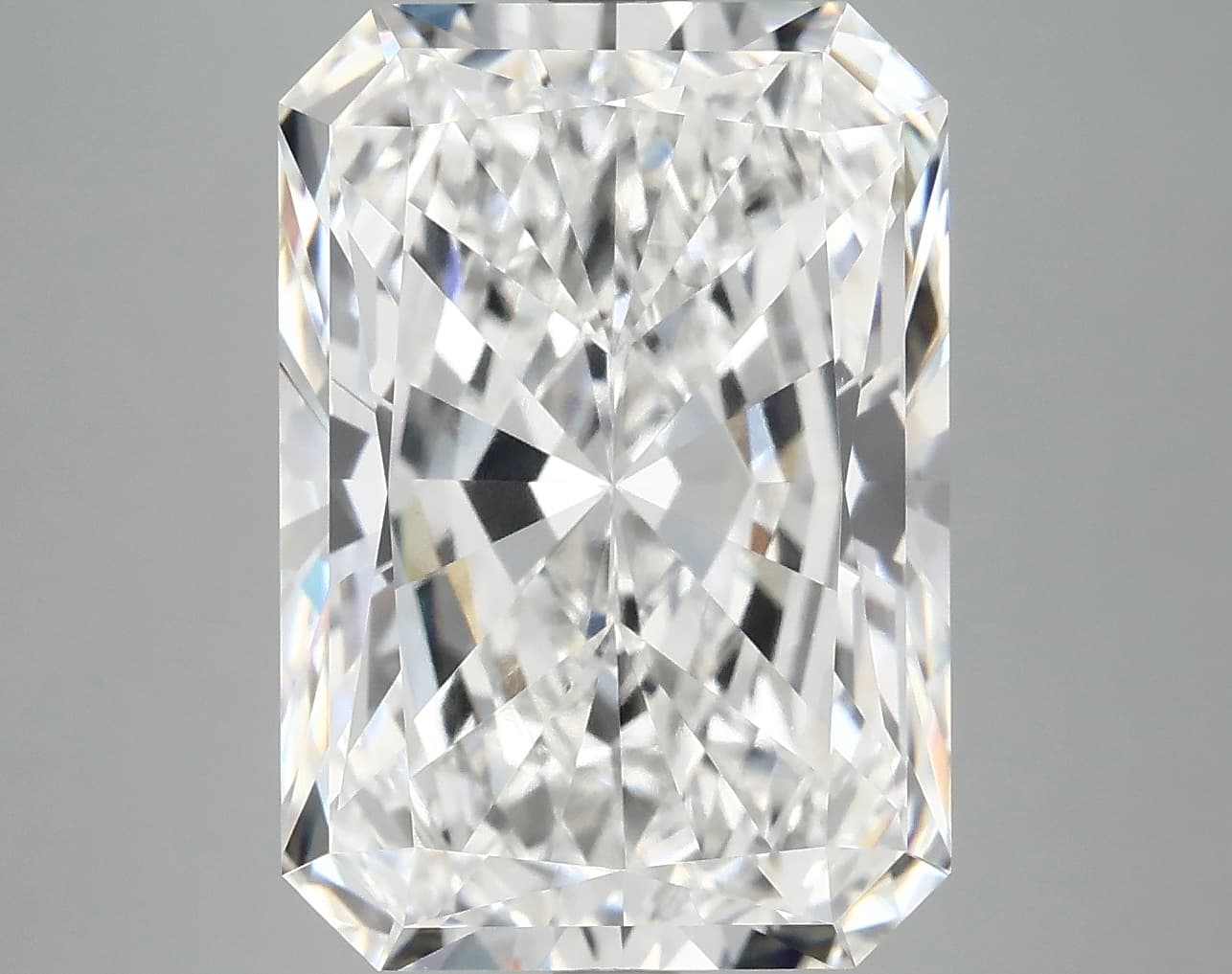 IGI | 9.02ct | Radiant | E | VVS2 | Very Good