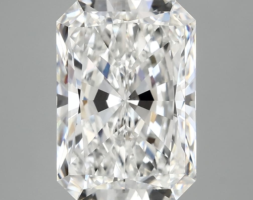 IGI | 4.3ct | Radiant | E | VVS2 | Very Good
