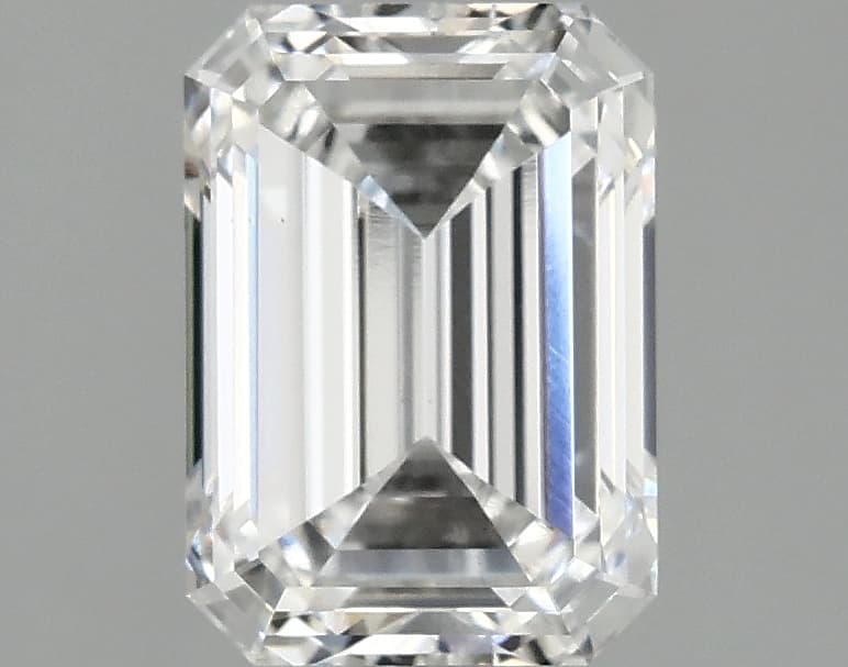 IGI | 2.4ct | Emerald | E | VS1 | Excellent