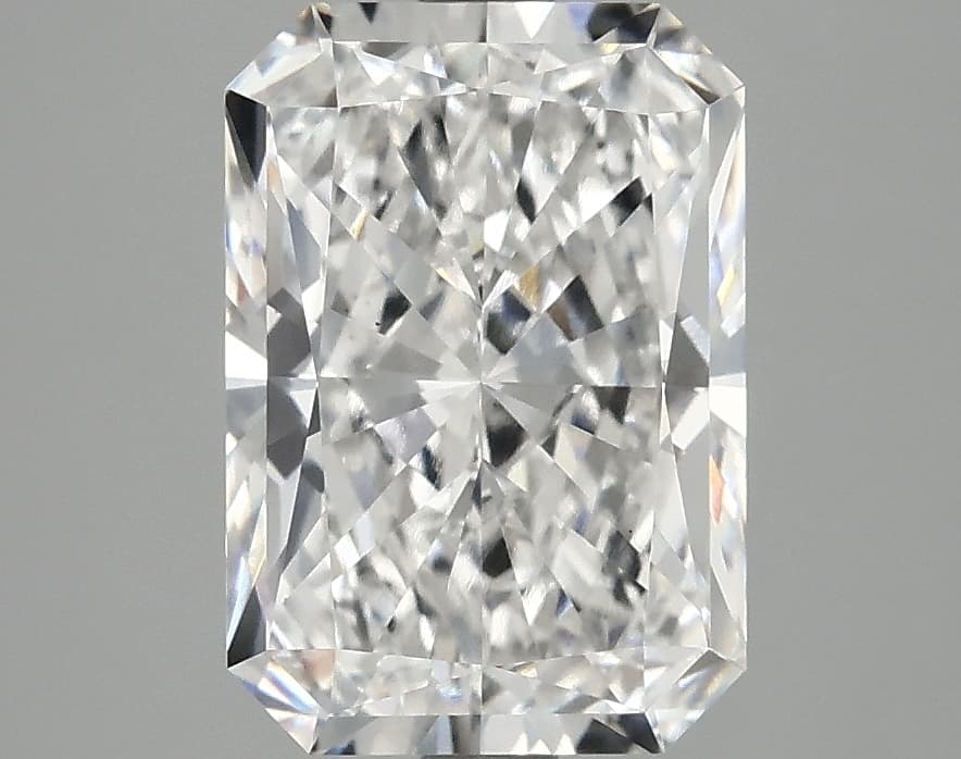 IGI | 3.13ct | Radiant | E | VS2 | Very Good