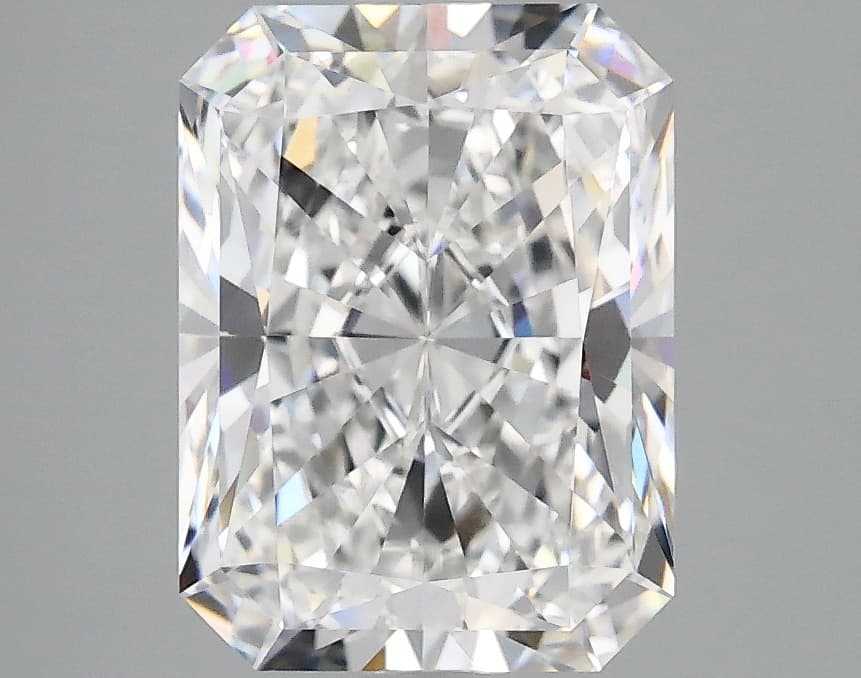 IGI | 3.23ct | Radiant | E | VVS2 | Very Good