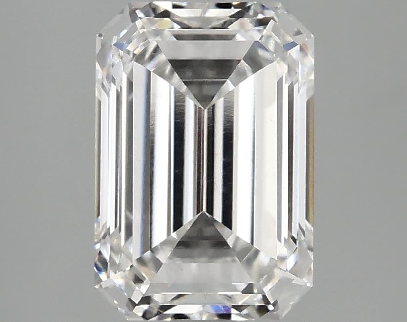 IGI | 2.7ct | Emerald | E | VS1 | Excellent