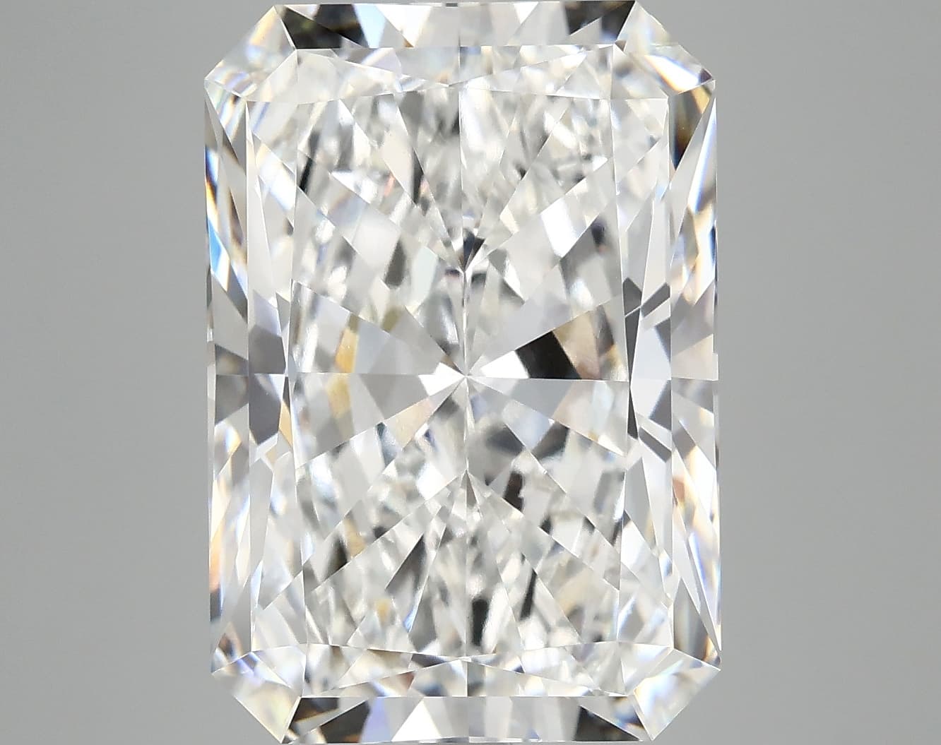 IGI | 9.99ct | Radiant | E | VS1 | Very Good